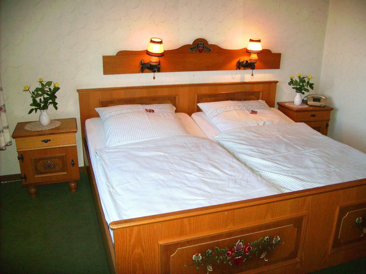 Hotel Garni Huttenhof Kall Esterno foto